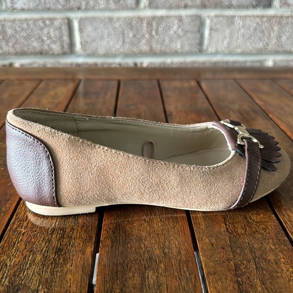 Janie and Jack Girls 11 Toddler Tan Suede with Brown Leather Accents - Picture 8 of 12